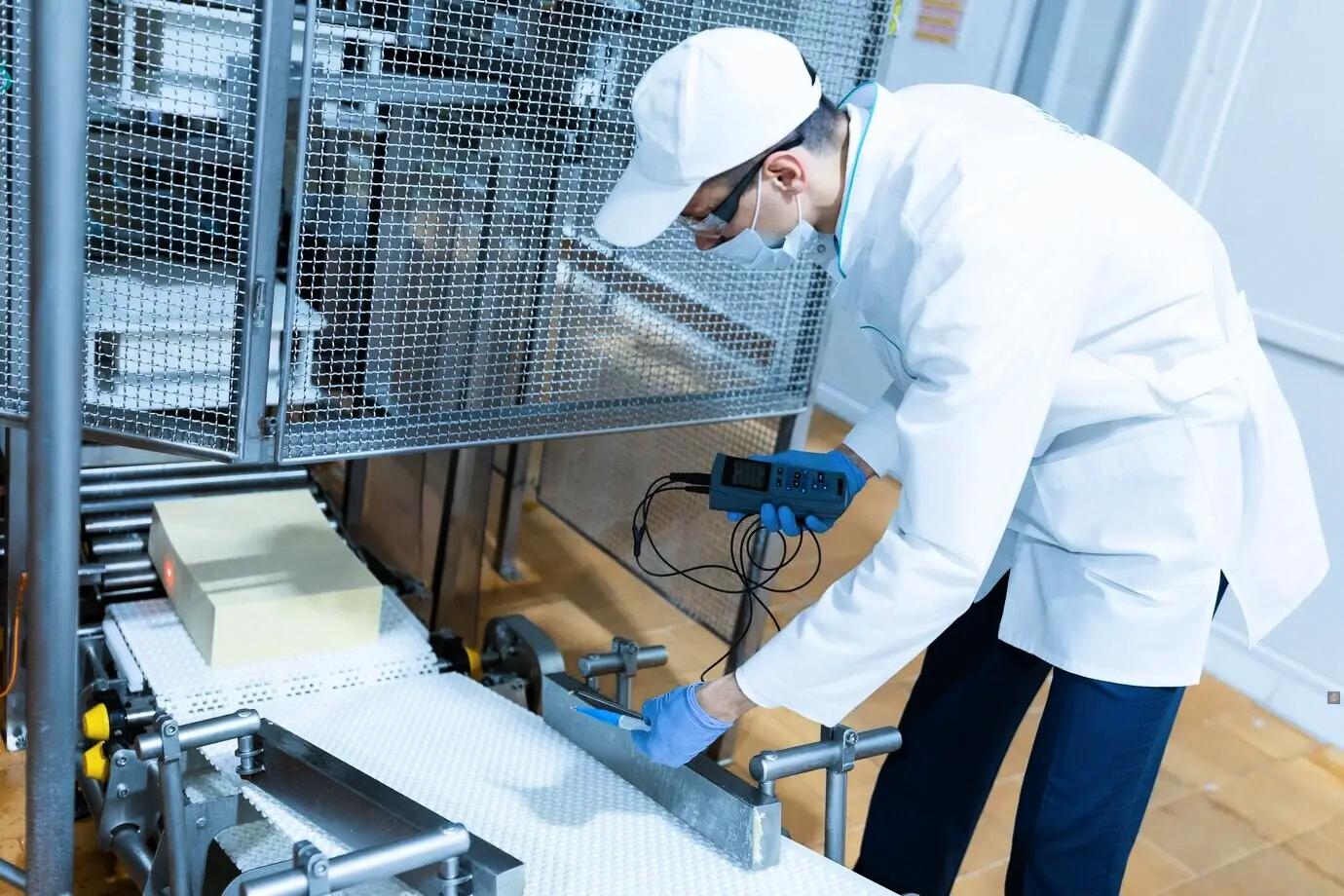 Simple dashboard used in training to explain key metrics